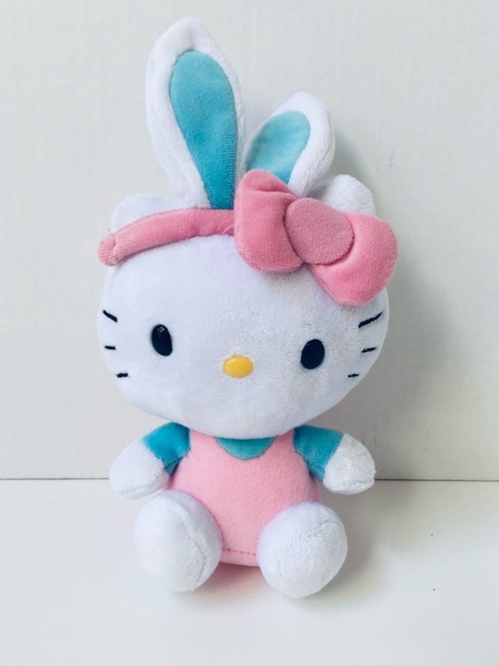 Hello Kitty Plush easter 🐣 bunny 🐰